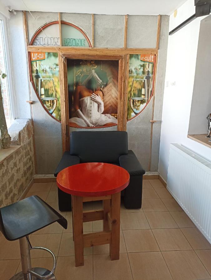 Uj Vilag Appartement Harkány Buitenkant foto
